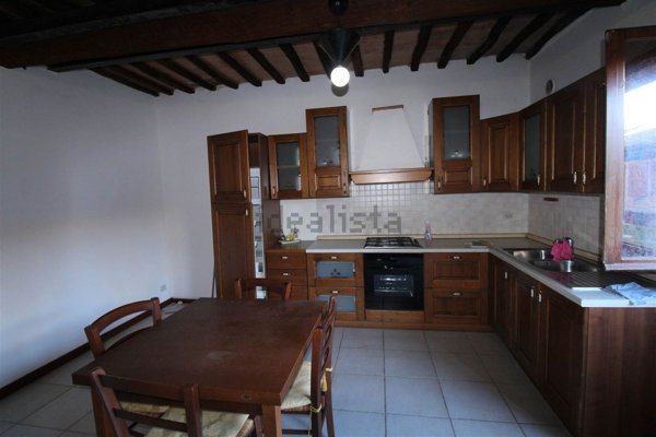 appartamento in vendita a Monteroni d'Arbia in zona Ponte a Tressa