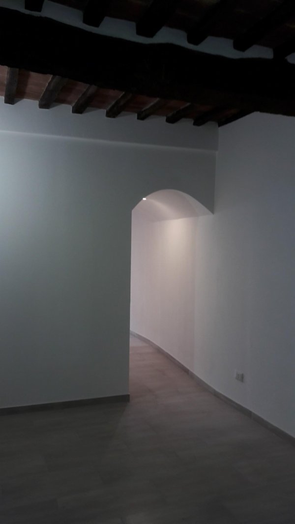 locale di sgombero in vendita a Monteroni d'Arbia