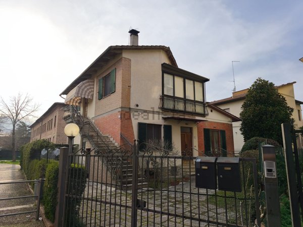 casa indipendente in vendita a Monteroni d'Arbia