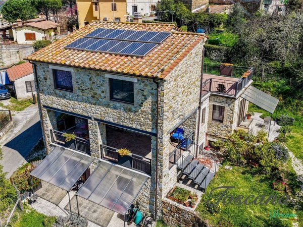 casa indipendente in vendita a Monteroni d'Arbia