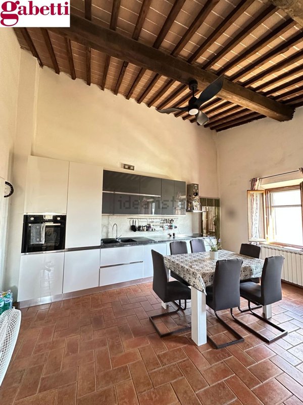 appartamento in vendita a Monteroni d'Arbia in zona Lucignano