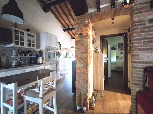 casa indipendente in vendita a Monteroni d'Arbia in zona Radi
