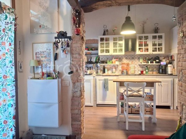 casa indipendente in vendita a Monteroni d'Arbia in zona Radi