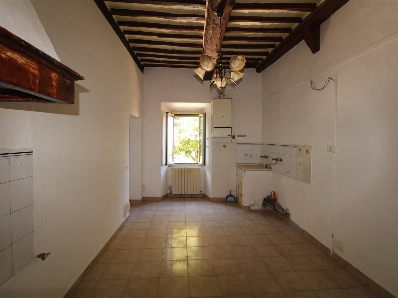 appartamento in vendita a Monteroni d'Arbia in zona Lucignano