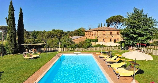 casale in vendita a Monteroni d'Arbia