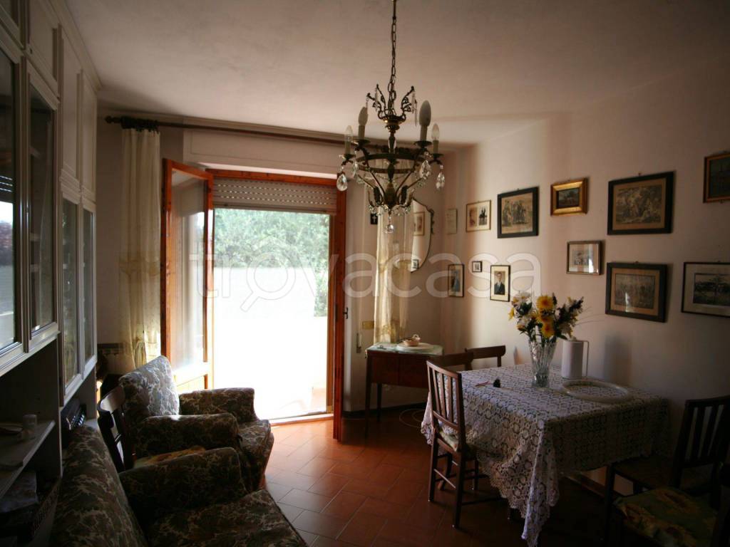 appartamento in vendita a Monteroni d'Arbia in zona Ponte d'Arbia