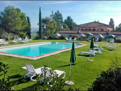 casale in vendita a Monteroni d'Arbia