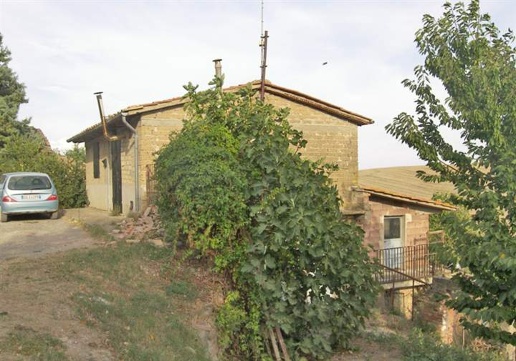 casale in vendita a Monteroni d'Arbia