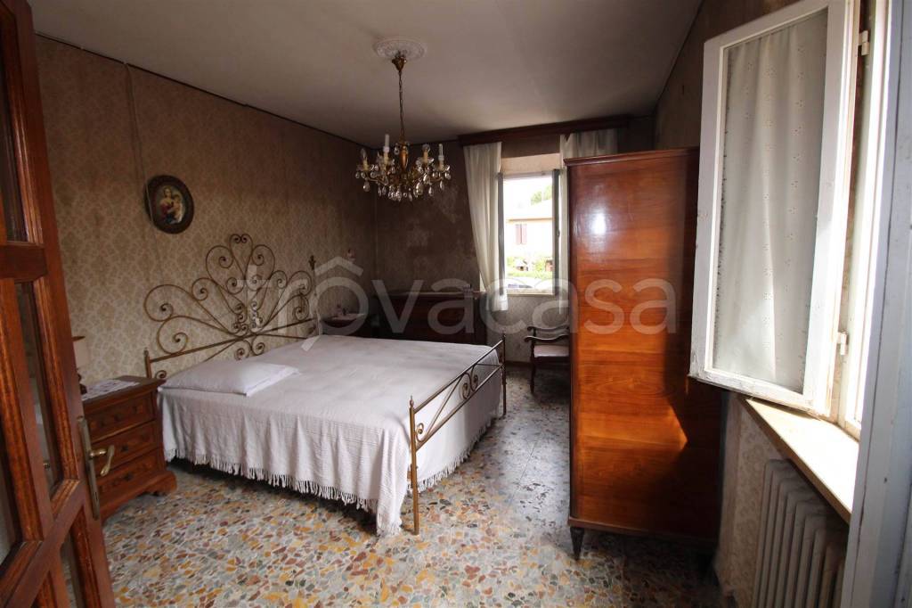 appartamento in vendita a Monteroni d'Arbia in zona Ponte a Tressa