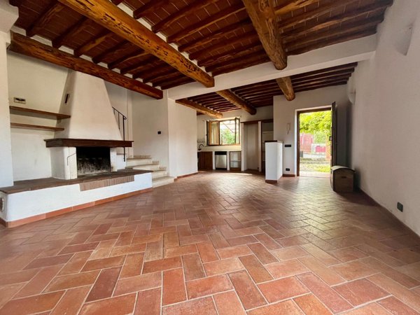 casa indipendente in vendita a Monteroni d'Arbia