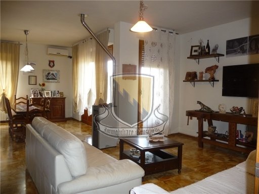 appartamento in vendita a Monteroni d'Arbia