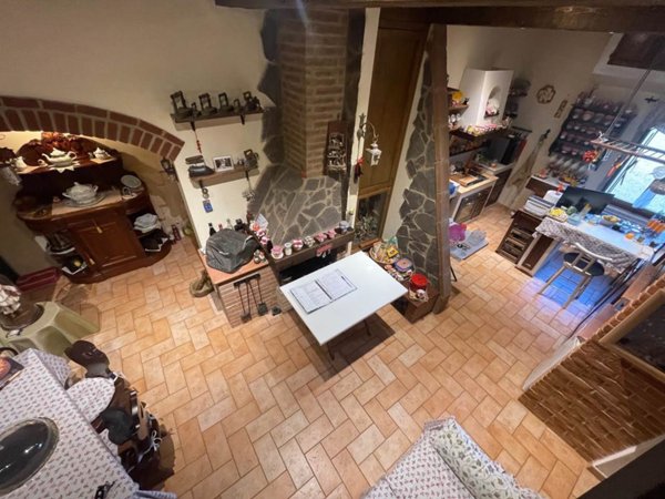 appartamento in vendita a Monteroni d'Arbia in zona Lucignano