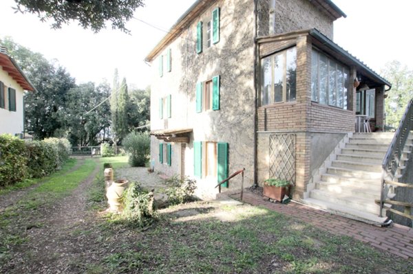 casa indipendente in vendita a Monticiano