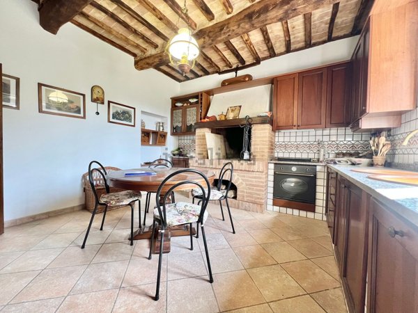 casa indipendente in vendita a Monticiano in zona Tocchi