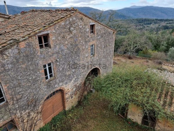 casa indipendente in vendita a Monticiano in zona Iesa