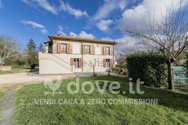 casa indipendente in vendita a Monticiano