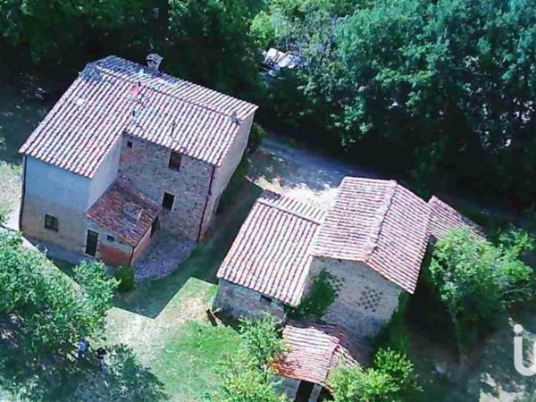 casa indipendente in vendita a Monticiano
