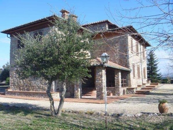 casa indipendente in vendita a Monticiano