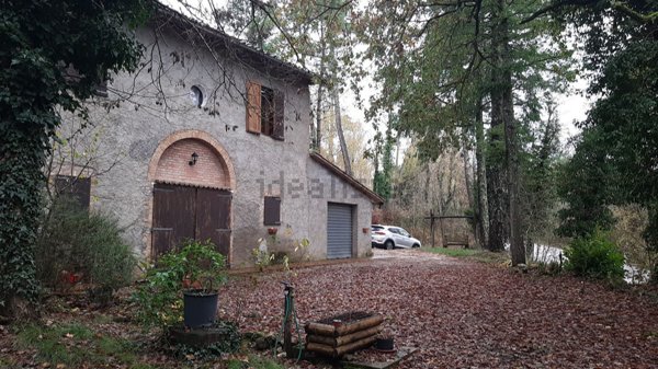 casa indipendente in vendita a Monticiano