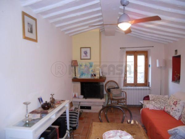 casa indipendente in vendita a Monticiano in zona Iesa