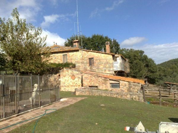 casa indipendente in vendita a Monticiano