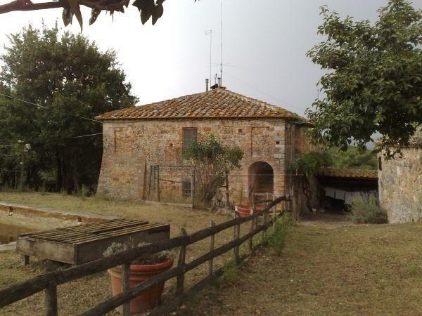 casa indipendente in vendita a Monticiano