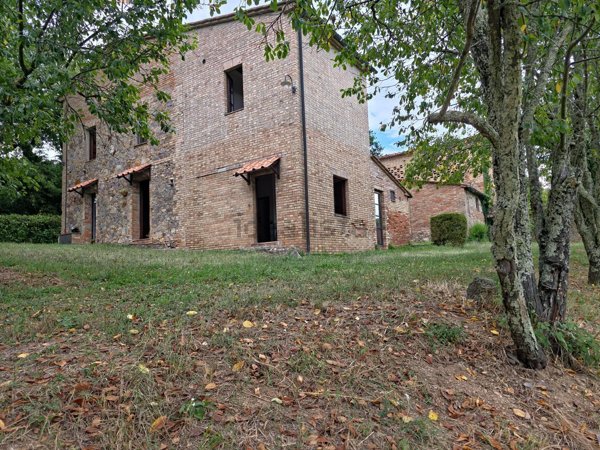 casa semindipendente in vendita a Monticiano