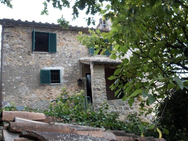 appartamento in vendita a Monticiano in zona Iesa