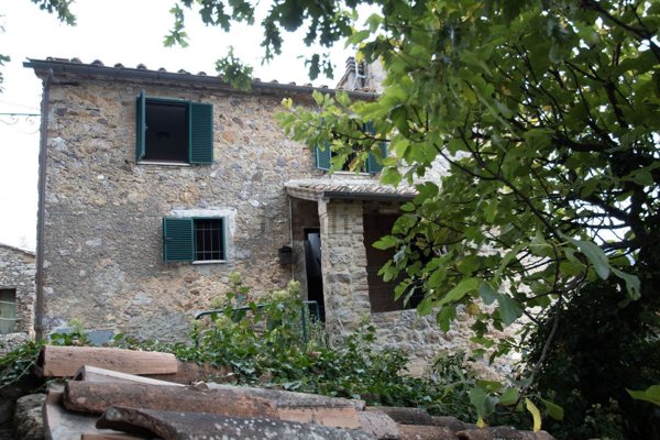 appartamento in vendita a Monticiano in zona Iesa