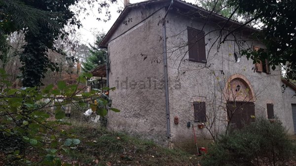 casa indipendente in vendita a Monticiano