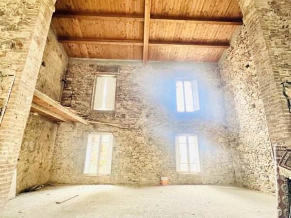 casale in vendita a Monticiano in zona Iesa