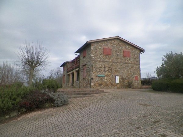 casale in vendita a Monticiano