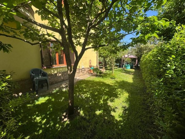 casa indipendente in vendita a Monticiano in zona Iesa
