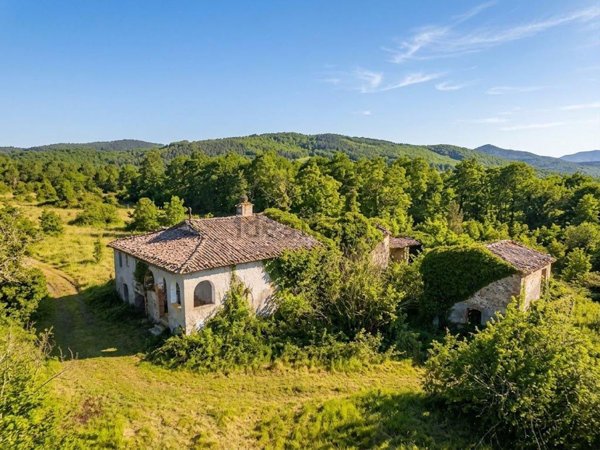 casale in vendita a Monticiano