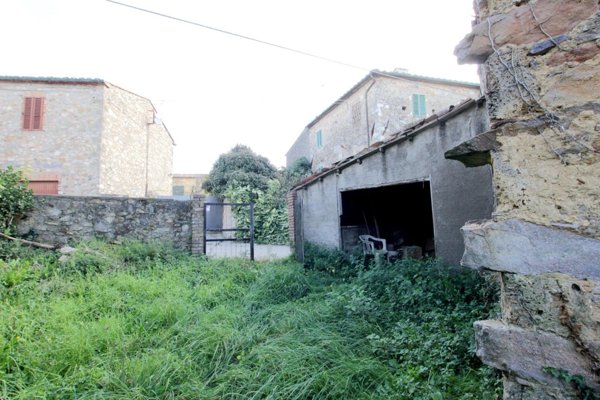 appartamento in vendita a Monticiano in zona Iesa