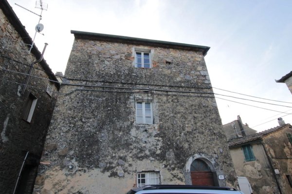 appartamento in vendita a Monticiano in zona Iesa