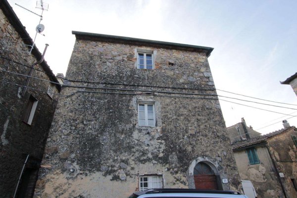 appartamento in vendita a Monticiano in zona Iesa