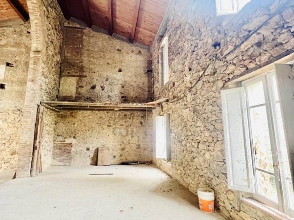 casale in vendita a Monticiano in zona Iesa