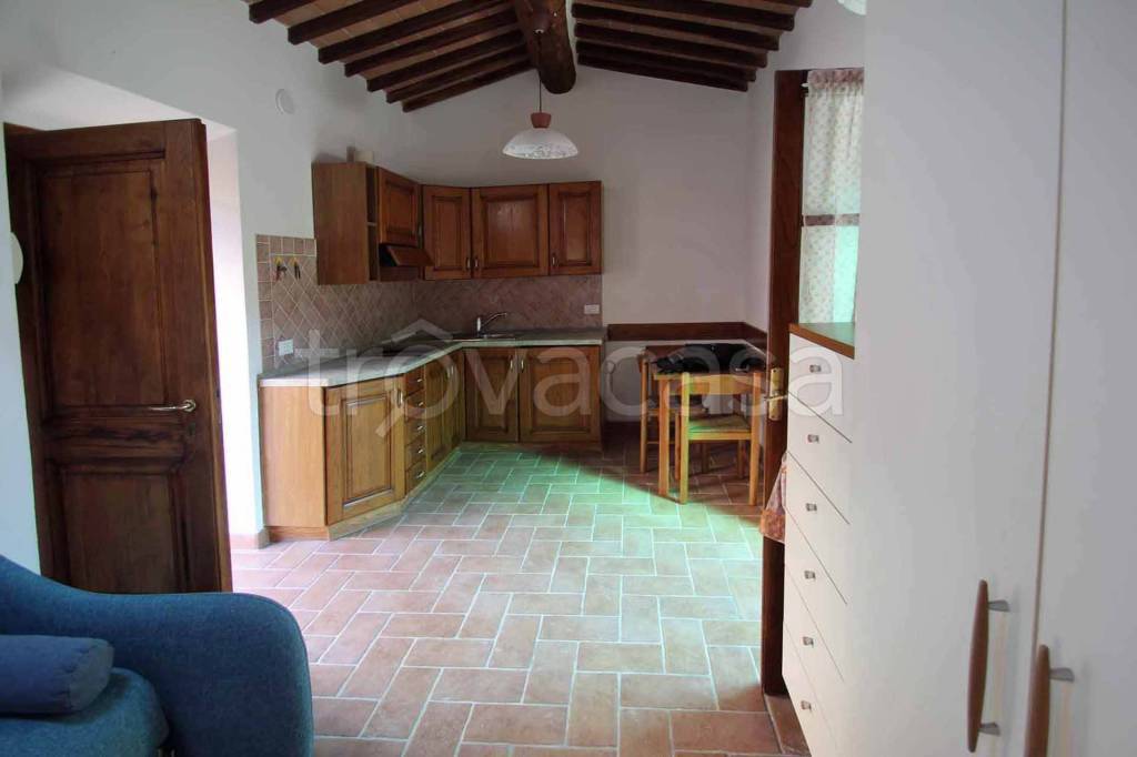appartamento in vendita a Monticiano in zona Tocchi