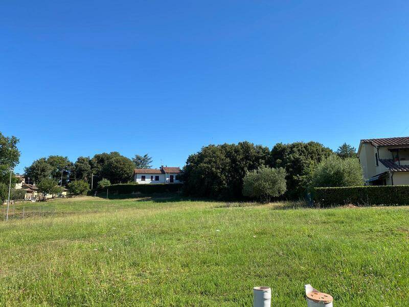 terreno edificabile in vendita a Monticiano in zona Iesa