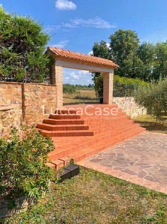 casa indipendente in vendita a Monticiano