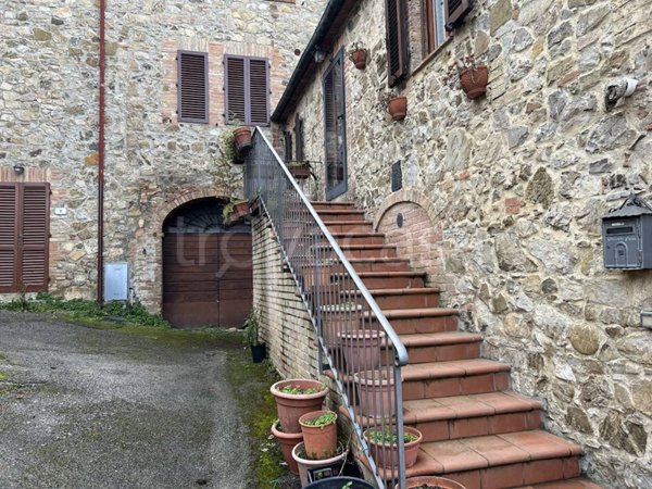 casa indipendente in vendita a Murlo in zona Casciano