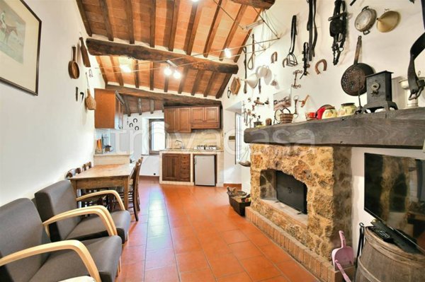 appartamento in vendita a Murlo in zona Lupompesi