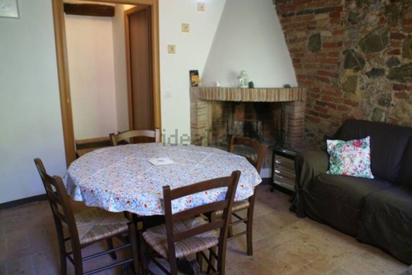 appartamento in vendita a Murlo in zona Vallerano