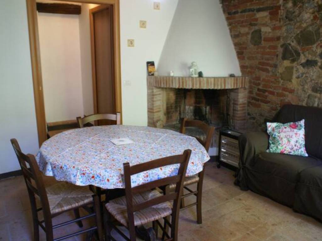 appartamento in vendita a Murlo in zona Vallerano