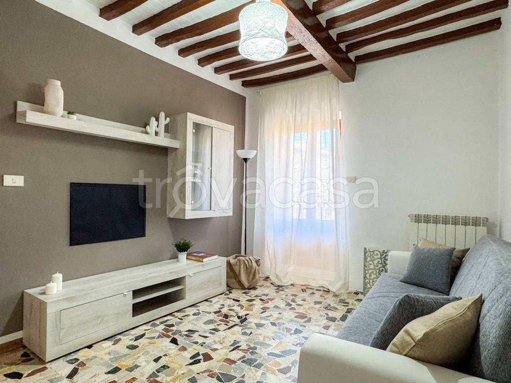appartamento in vendita a Murlo in zona Vescovado
