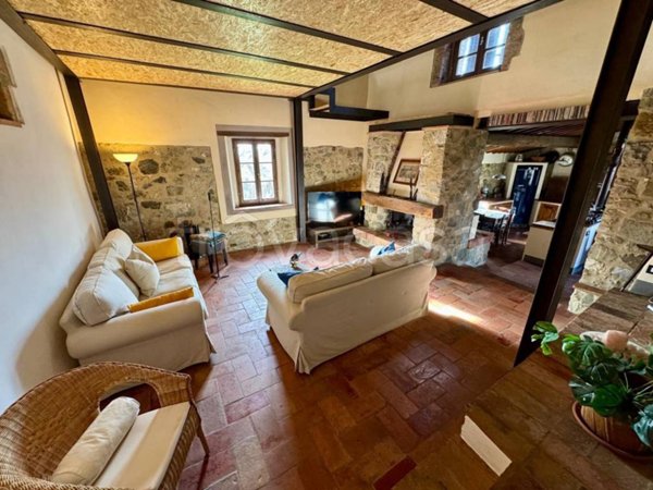 appartamento in vendita a Murlo in zona Casciano