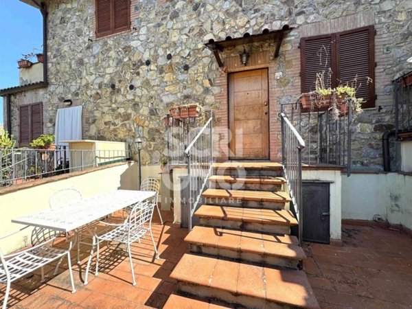 appartamento in vendita a Murlo in zona Casciano