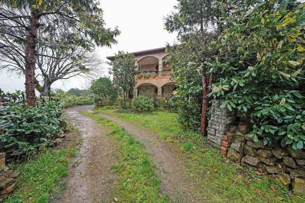 casa indipendente in vendita a Murlo in zona Vescovado