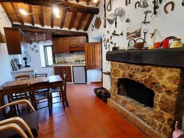 appartamento in vendita a Murlo in zona Lupompesi